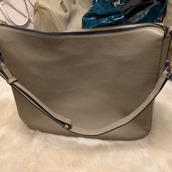 Cuyana Leather Shoulder Bag - Picture 1 of 4